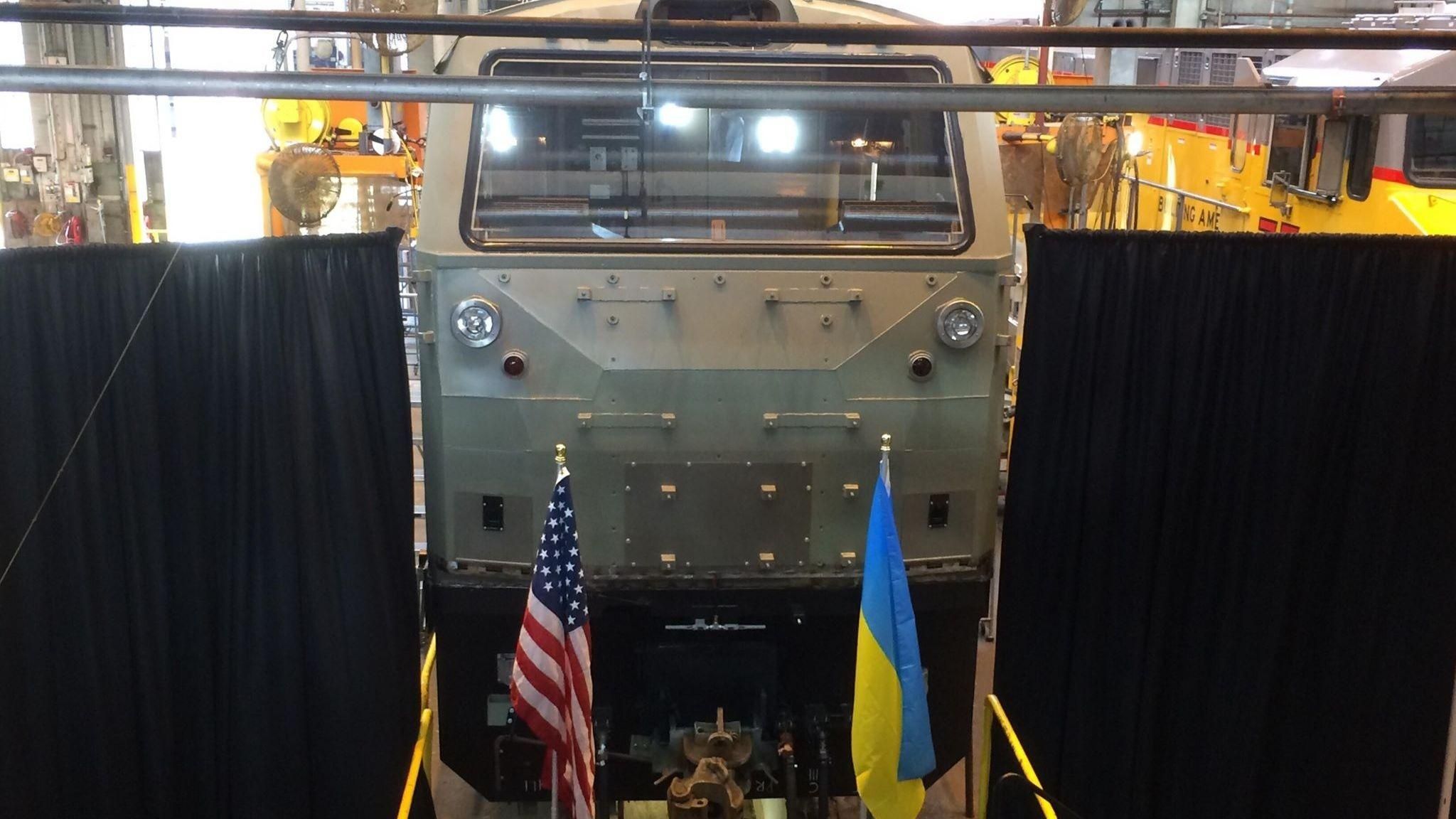 В Украину прибывает первый локомотив General Electric: что дальше