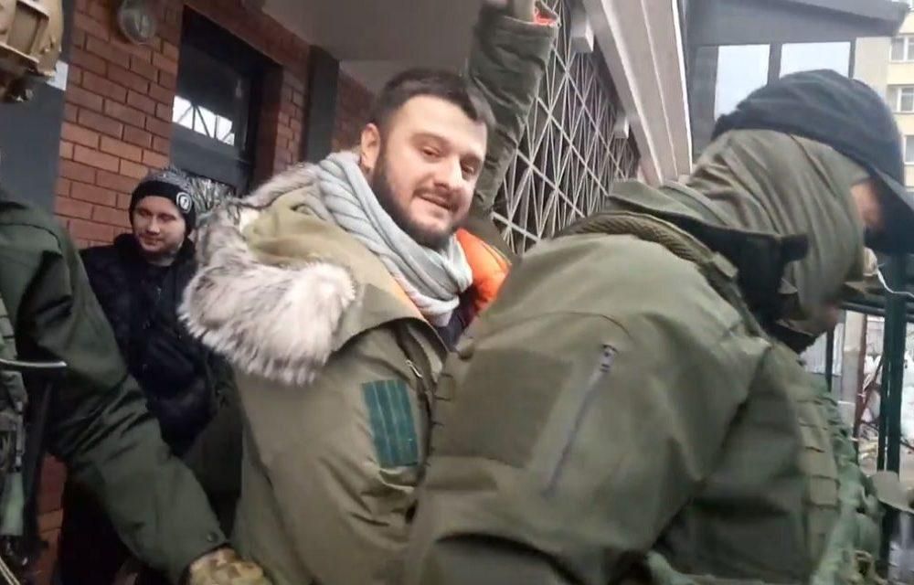 Все підлаштовано: чому переносять суд щодо скандальної "справи рюкзаків Авакова"