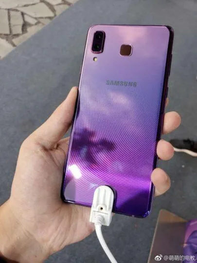 Galaxy A9 Star, Samsung, Китай, смартфон, градієнт, забарвлення, гаджет Galaxy A9 Star, Samsung, Китай, смартфон, градієнт, забарвлення, гаджет