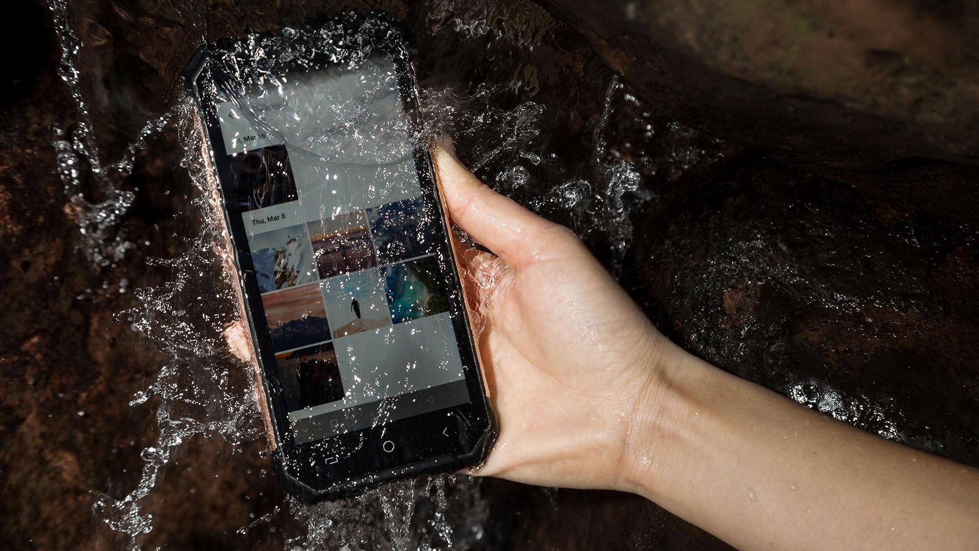 Як бюджетний смартфон Ulefone Armor X розбив каміння: красномовне відео Як бюджетний смартфон Ulefone Armor X розбив каміння: красномовне відео