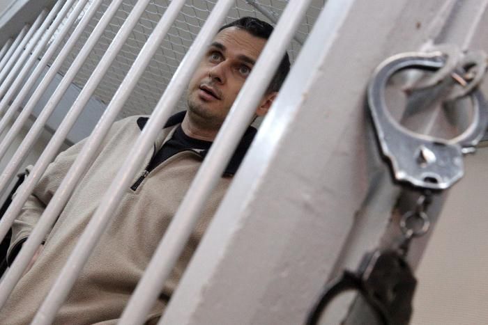 "В длинный список диагнозов добавился еще один": Денисова прокомментировала состояние Сенцова "В длинный список диагнозов добавился еще один": Денисова прокомментировала состояние Сенцова