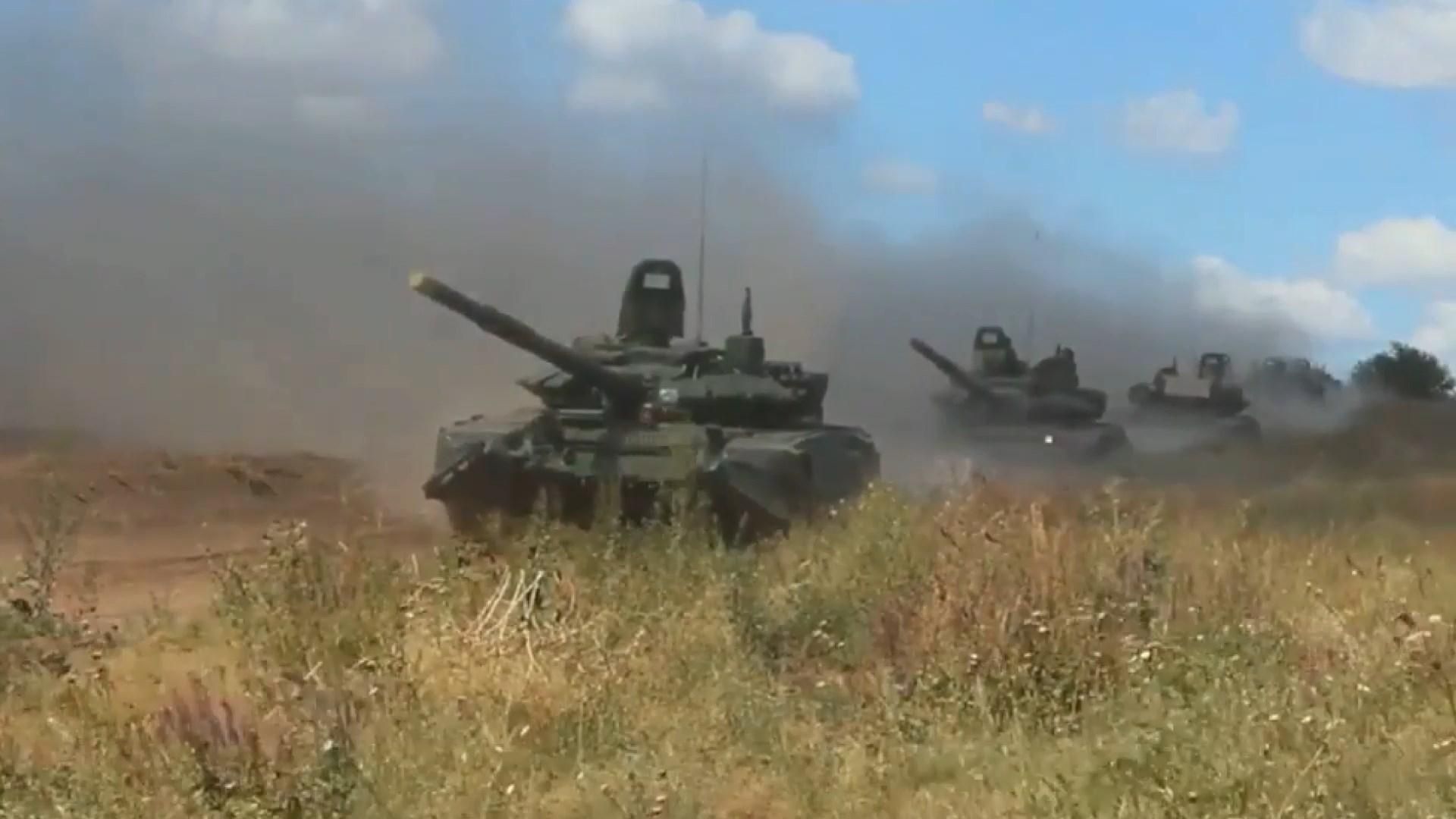 У Росії стартували військові навчання "Схід-2018": для кого Москва вкотре демонструє силу У Росії стартували військові навчання "Схід-2018": для кого Москва вкотре демонструє силу