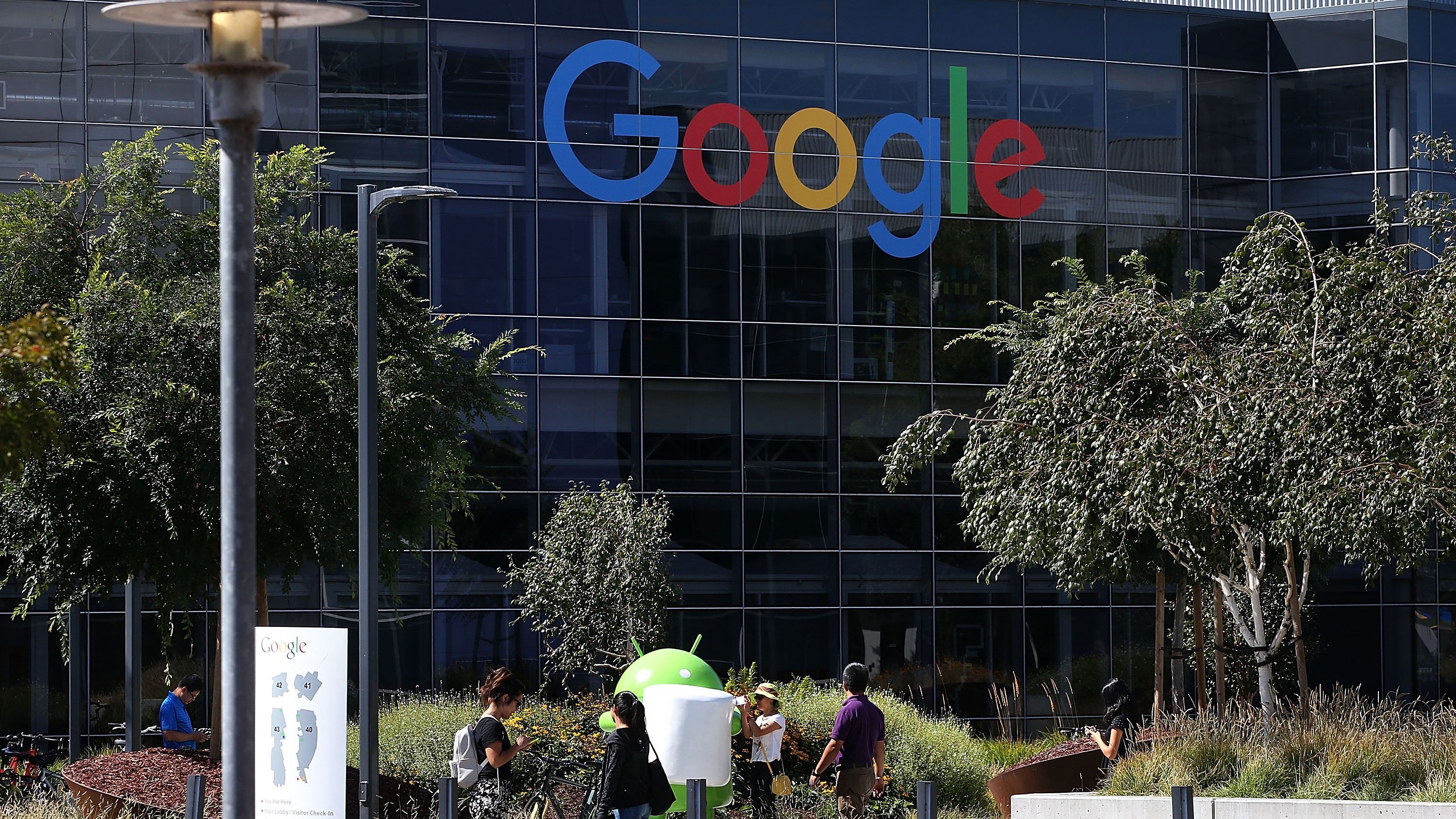 День народження Google: історія успіху Google День народження Google: історія успіху Google