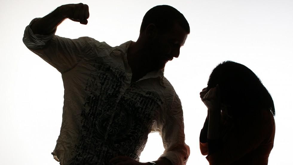 Домашнее насилие в Украине: отныне полиции будет легче защищать пострадавших Домашнее насилие в Украине: отныне полиции будет легче защищать пострадавших