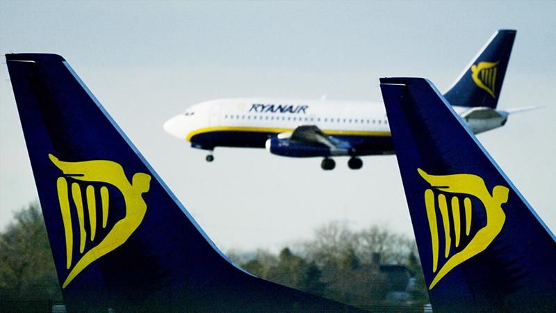 Члени екіпажів Ryanair оголосили про страйк у п'яти країнах