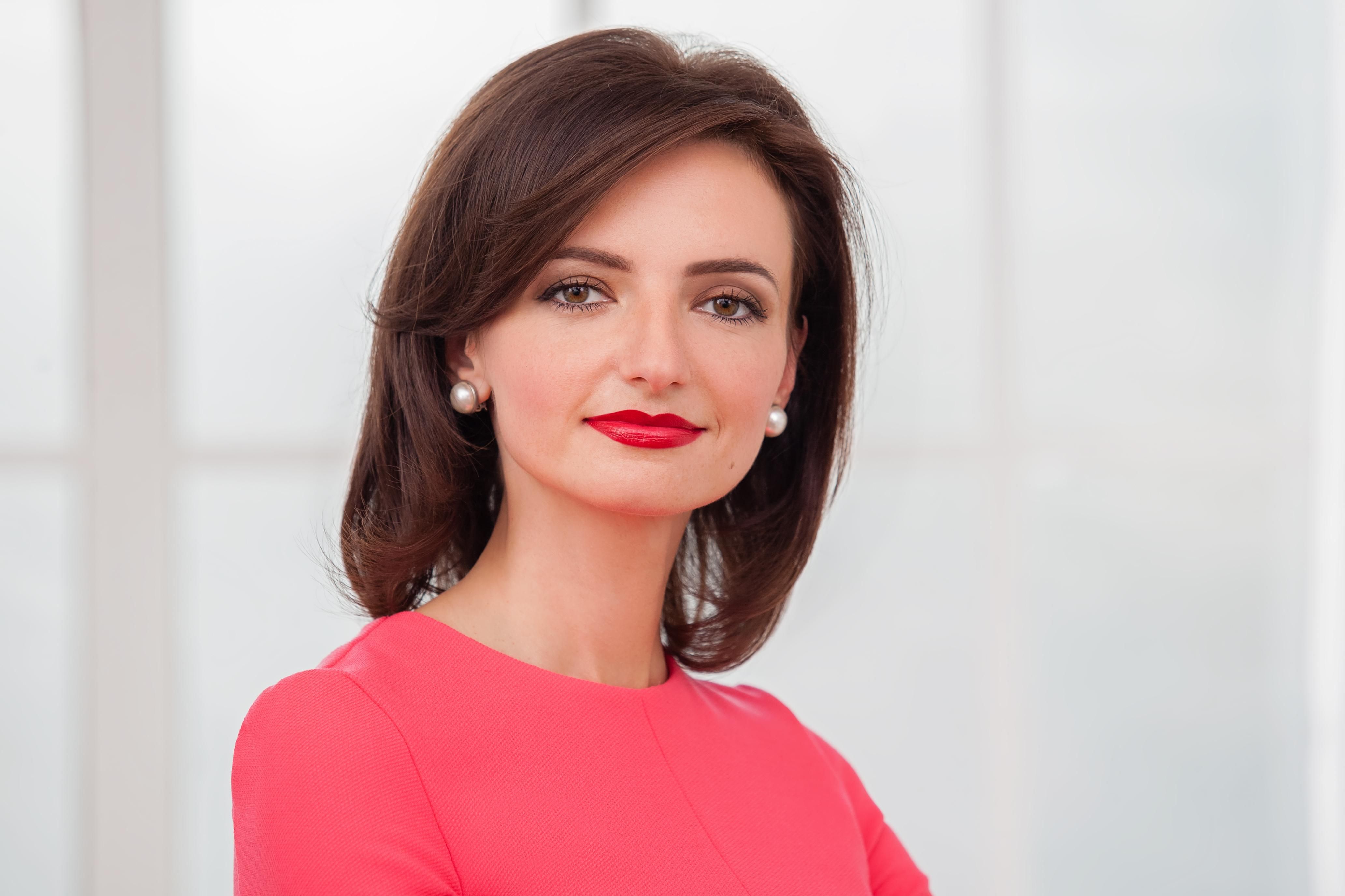 Порошенко призначив речницю МЗС послом України в Естонії Порошенко призначив речницю МЗС послом України в Естонії