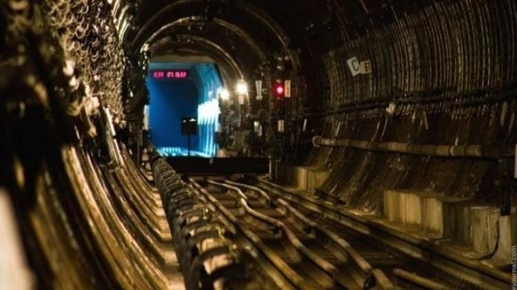 Чому затягують будівництво метро на Виноградар: думка експертів Чому затягують будівництво метро на Виноградар: думка експертів