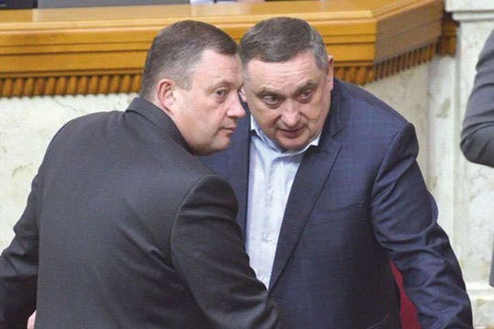 "Газові" брати Дубневичі: як мешканці Львівщини стали заручниками корупційних схем "Газові" брати Дубневичі: як мешканці Львівщини стали заручниками корупційних схем