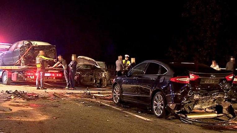 В Польше одновременно столкнулись 16 авто, есть погибший и много пострадавших: фото