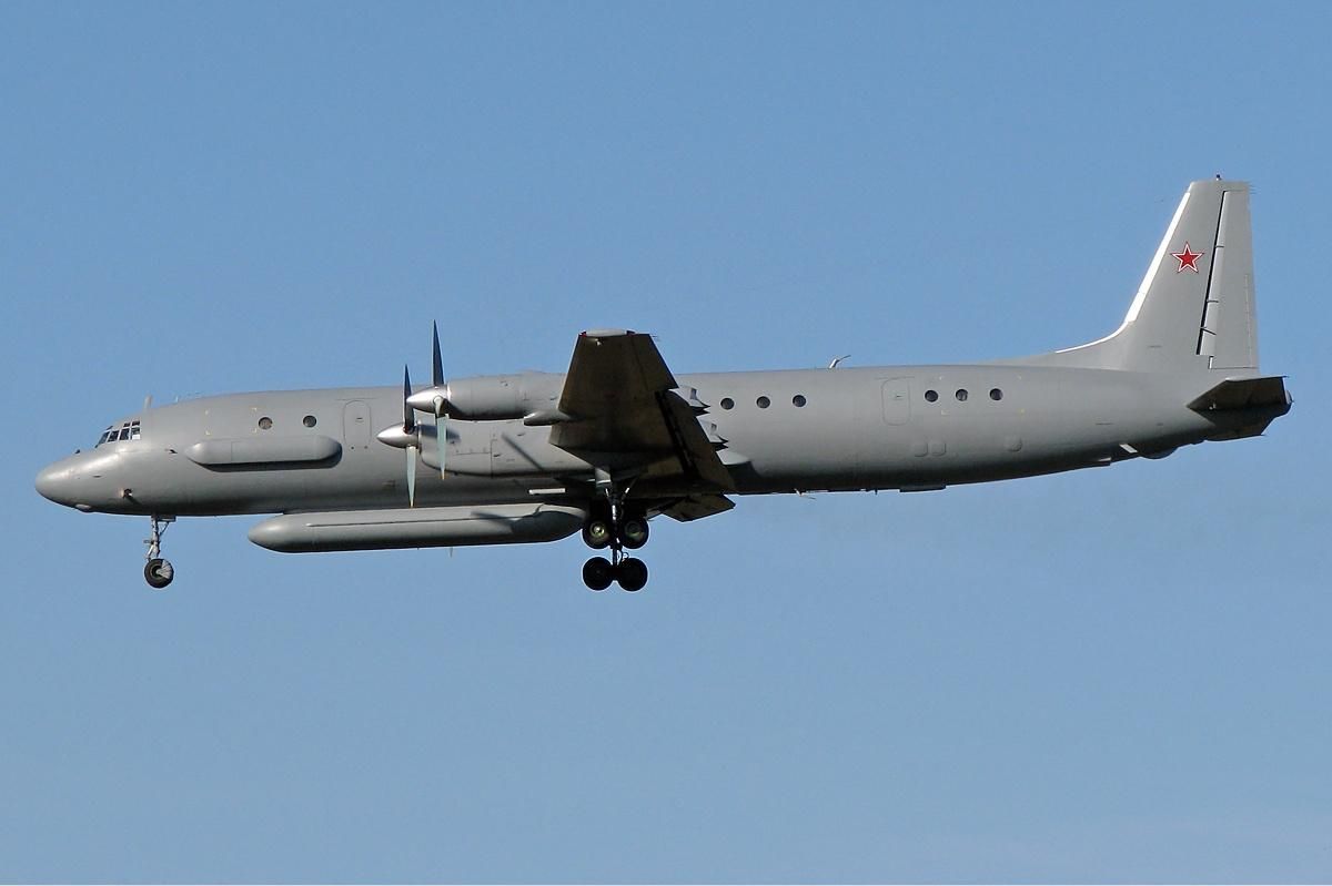 У Сирії зник військовий літак Росії з 14 людьми на борту