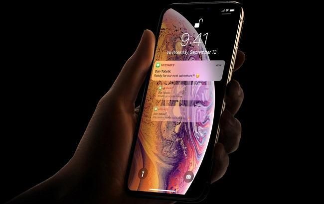 Не планети: Apple розкрила загадку нових шпалер iPhone Xs та Xs Max Не планети: Apple розкрила загадку нових шпалер iPhone Xs та Xs Max
