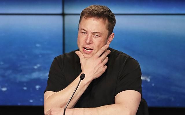В США начали расследование против Tesla из-за заявления Маска