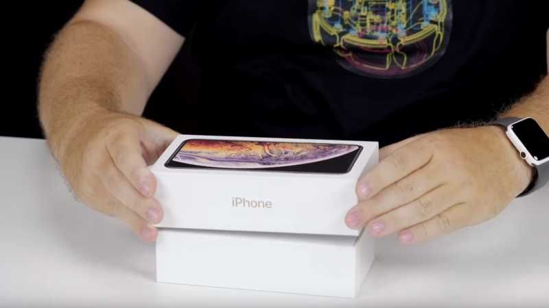 iPhone XS Max: перша розпаковка і огляд нового iPhone