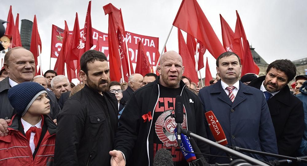 Кремль використовує мене, але я підтримую Путіна: скандальний боєць потрапив у незручну ситуацію Кремль використовує мене, але я підтримую Путіна: скандальний боєць потрапив у незручну ситуацію