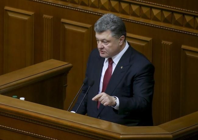 Порошенко підтримує законопроект про реєстрацію "агентів Кремля"