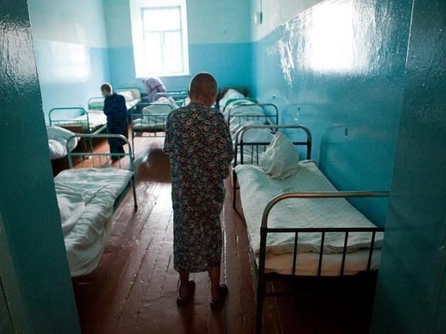 В психиатрической больнице Днепра незаконно, в ужасных условиях содержали иностранцев