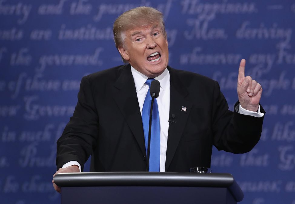 Трамп ужесточил санкции против России Трамп ужесточил санкции против России
