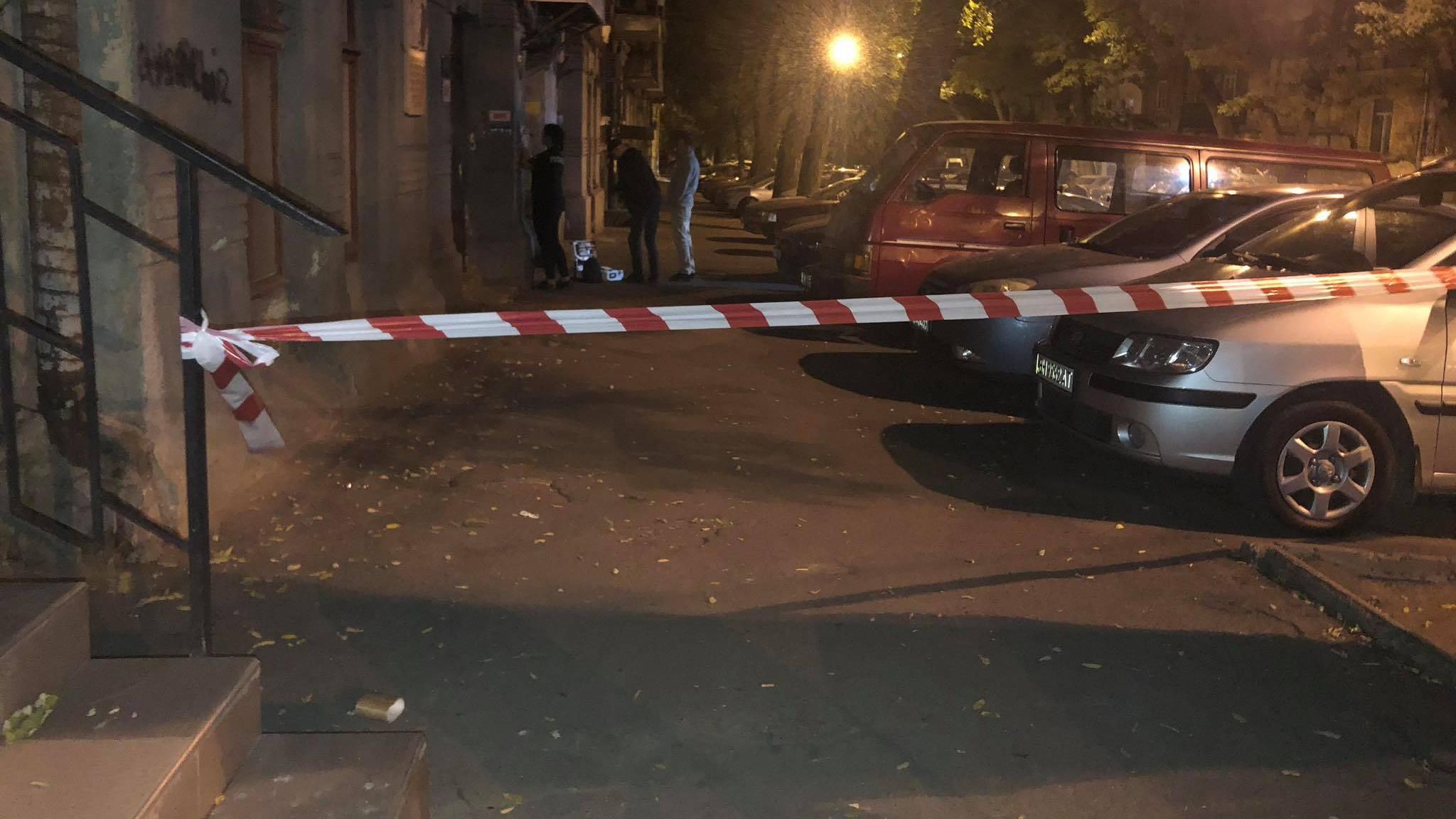 Появились первые детали о покушении на активиста Михайлика в Одессе
Появились первые детали о покушении на активиста Михайлика в Одессе