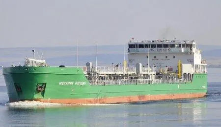 Російський танкер біля берегів України