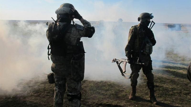 Доба на фронті: проросійські бойовики 35 разів обстріляли позиції ЗСУ на Донбасі: є поранені