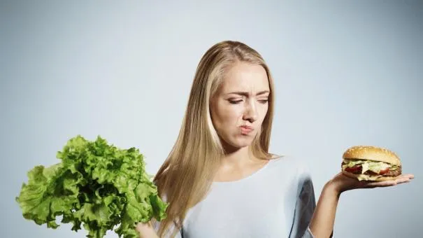 Після вживання фаст-фуду людині складніше перейти на здорове харчування Після вживання фаст-фуду людині складніше перейти на здорове харчування