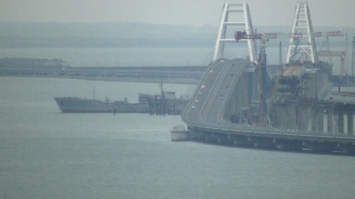 Як українські кораблі пройшли через Керченську протоку: детальний опис ризикованої операції