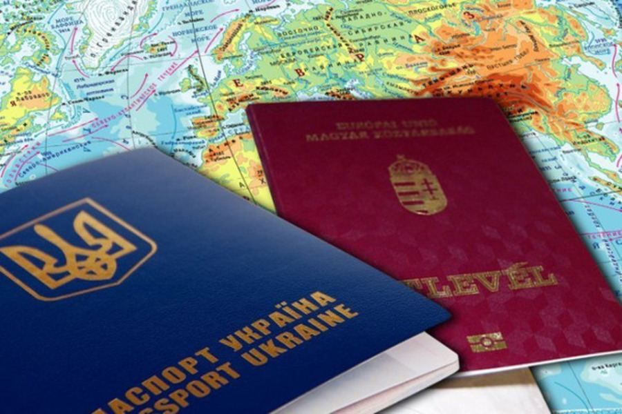 Скандал с венгерскими паспортами: на Закарпатье обнаружили 39 человек с двойным гражданством