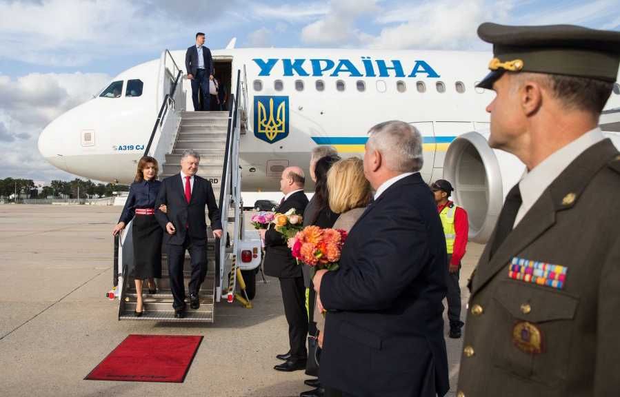 Порошенко прибыл с визитом в США Порошенко прибыл с визитом в США
