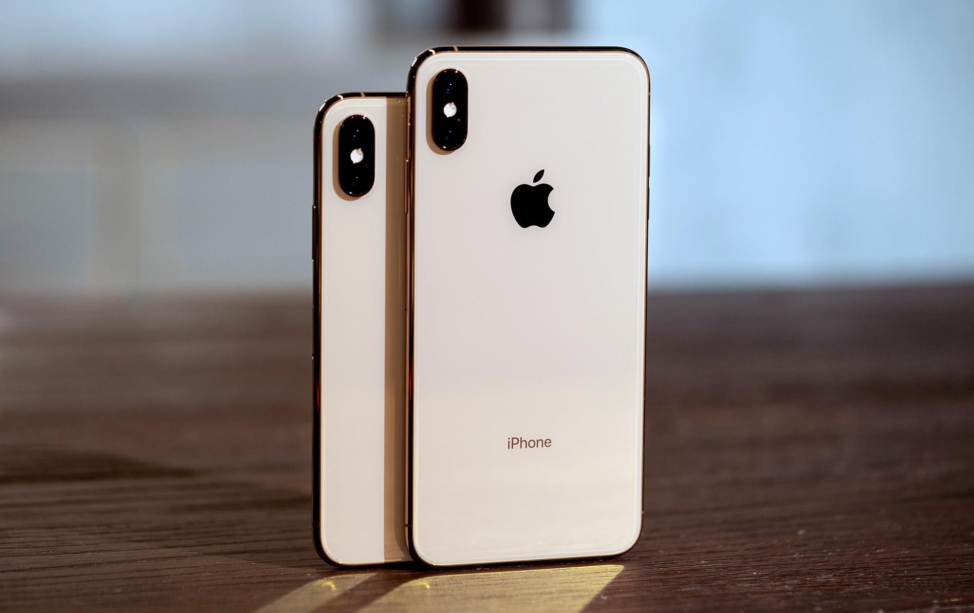 Скільки насправді можуть "прожити" iPhone Xs та iPhone Xs Max: тести батареї смартфонів Скільки насправді можуть "прожити" iPhone Xs та iPhone Xs Max: тести батареї смартфонів