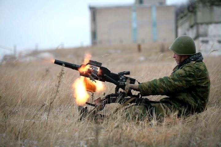 Боевики ранили супругов во время обстрела села на Донбассе