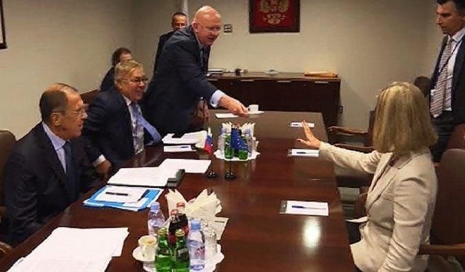 Від підозрілих частувань росіян знову відмовилися: на цей раз – представниця ЄС Від підозрілих частувань росіян знову відмовилися: на цей раз – представниця ЄС