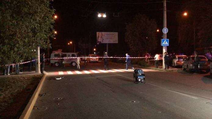 Смертельна ДТП з патрульними у Чернівцях: з'явилося відео моменту аварії Смертельна ДТП з патрульними у Чернівцях: з'явилося відео моменту аварії