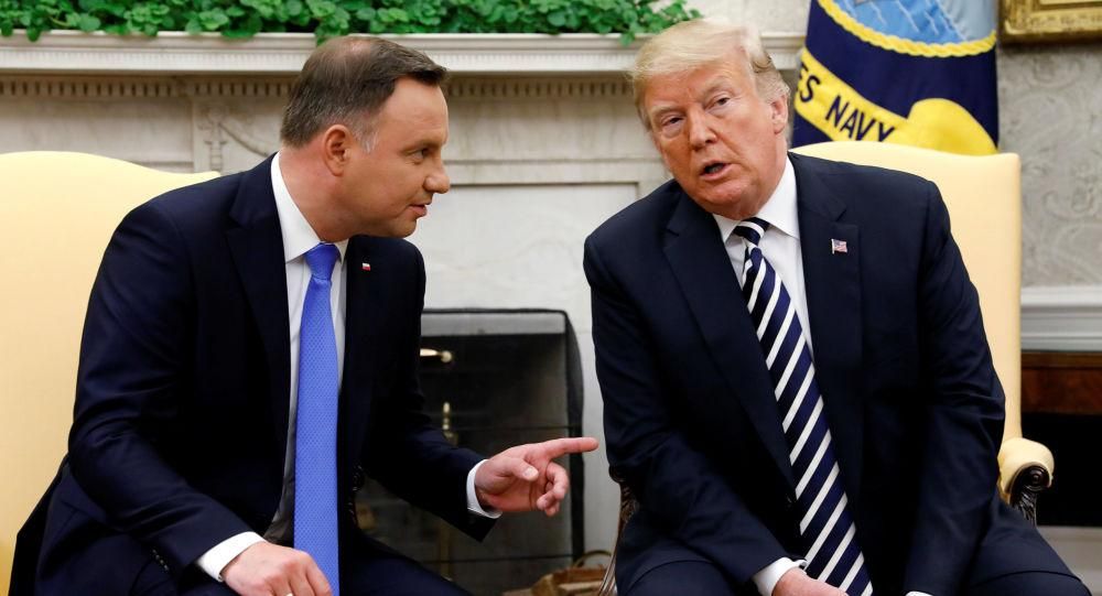 Беларусь запаниковала из-за размещения базы США в Польше Беларусь запаниковала из-за размещения базы США в Польше