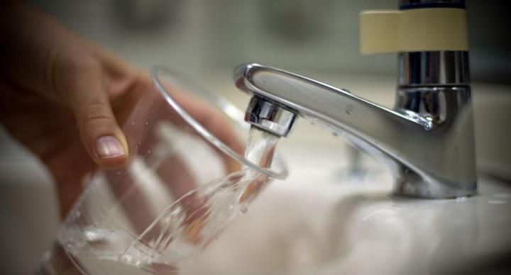 Отруєння в Макіївці водою: більше 100 чоловік потерпілих Отруєння в Макіївці водою: більше 100 чоловік потерпілих