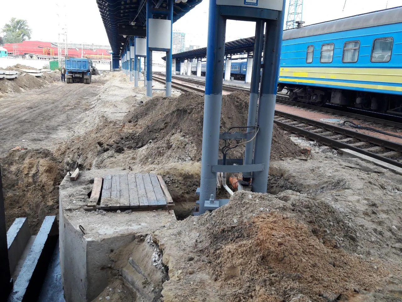 В Києві будується колія, що сполучатиме Центральний вокзал Києва з аеропортом В Києві будується колія, що сполучатиме Центральний вокзал Києва з аеропортом