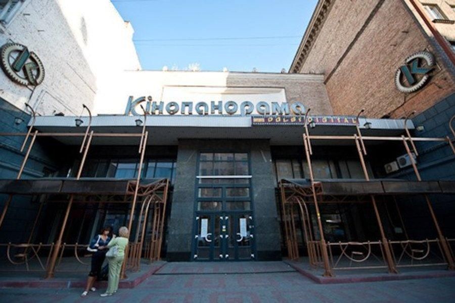 "Кіна не буде": у Києві закривають одразу два легендарні кінотеатри