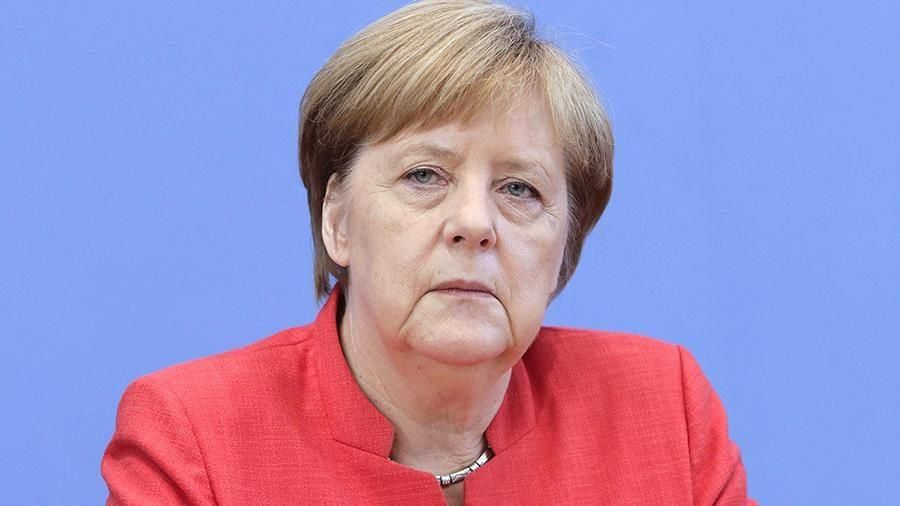 "Я жива и здорова", – Меркель прокомментировала слухи о своей отставке