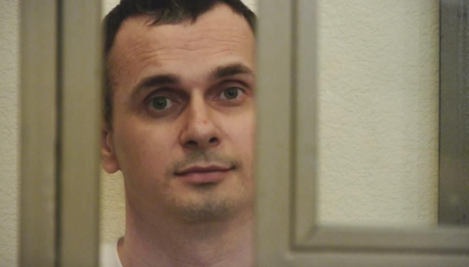 В России показали похудевшего Сенцова в больнице: свежее фото В России показали похудевшего Сенцова в больнице: свежее фото