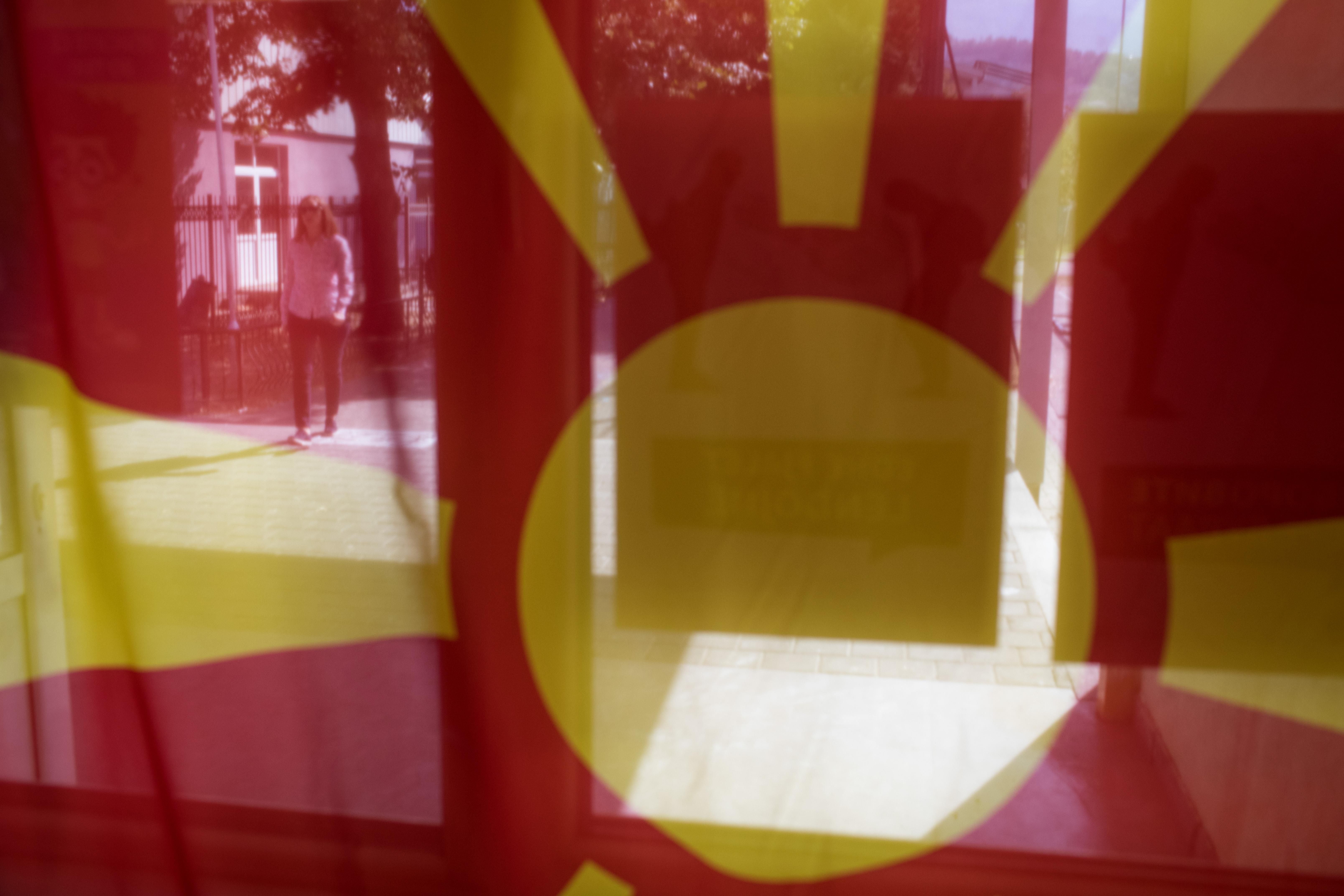 Референдум про зміну назви Македонії з тріском провалився