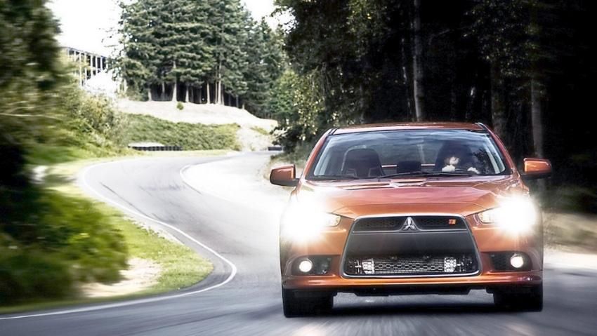 З 1 жовтня водіїв штрафуватимуть за "темні" фари З 1 жовтня водіїв штрафуватимуть за "темні" фари