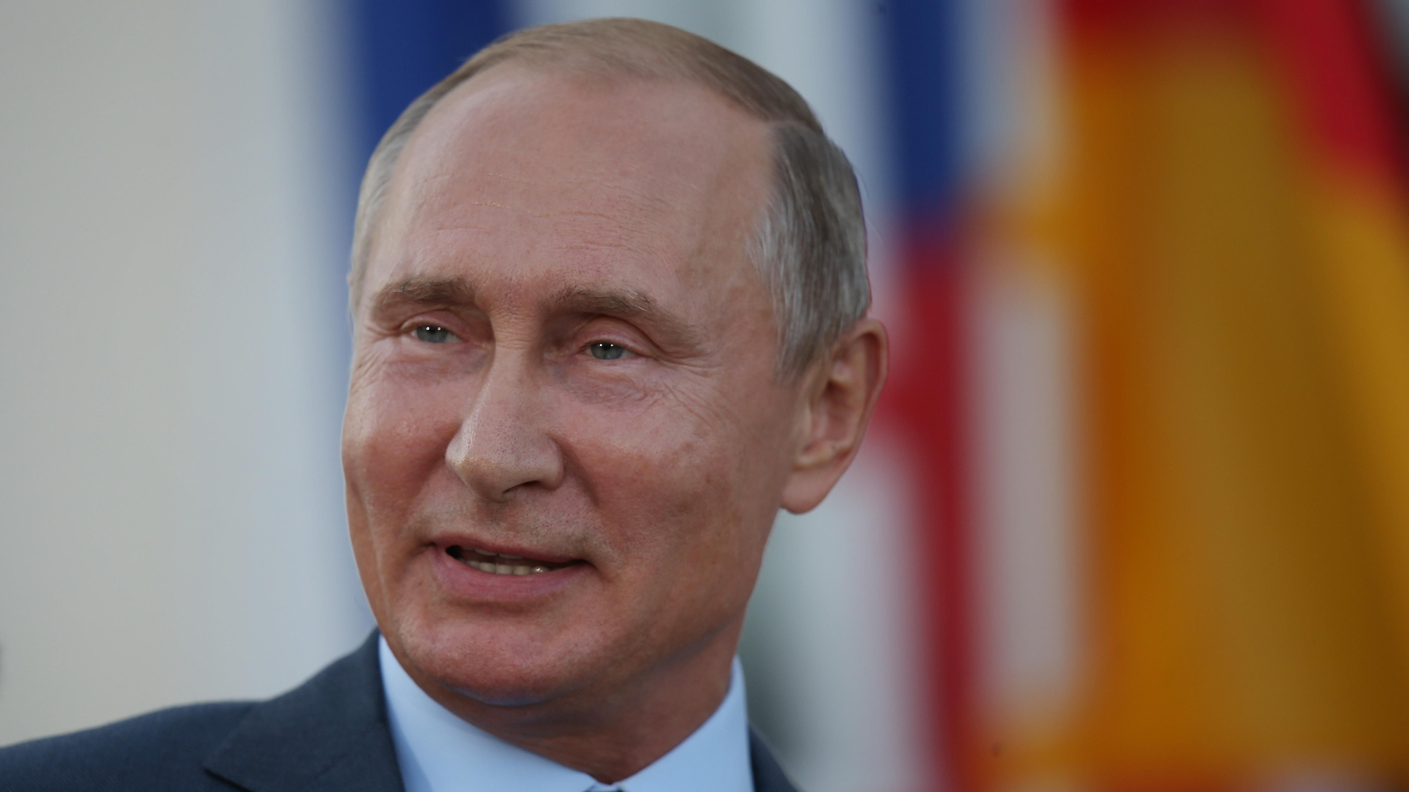 Первая опасность – это Путин, – Порошенко о попытке Кремля подорвать ситуацию в Украине