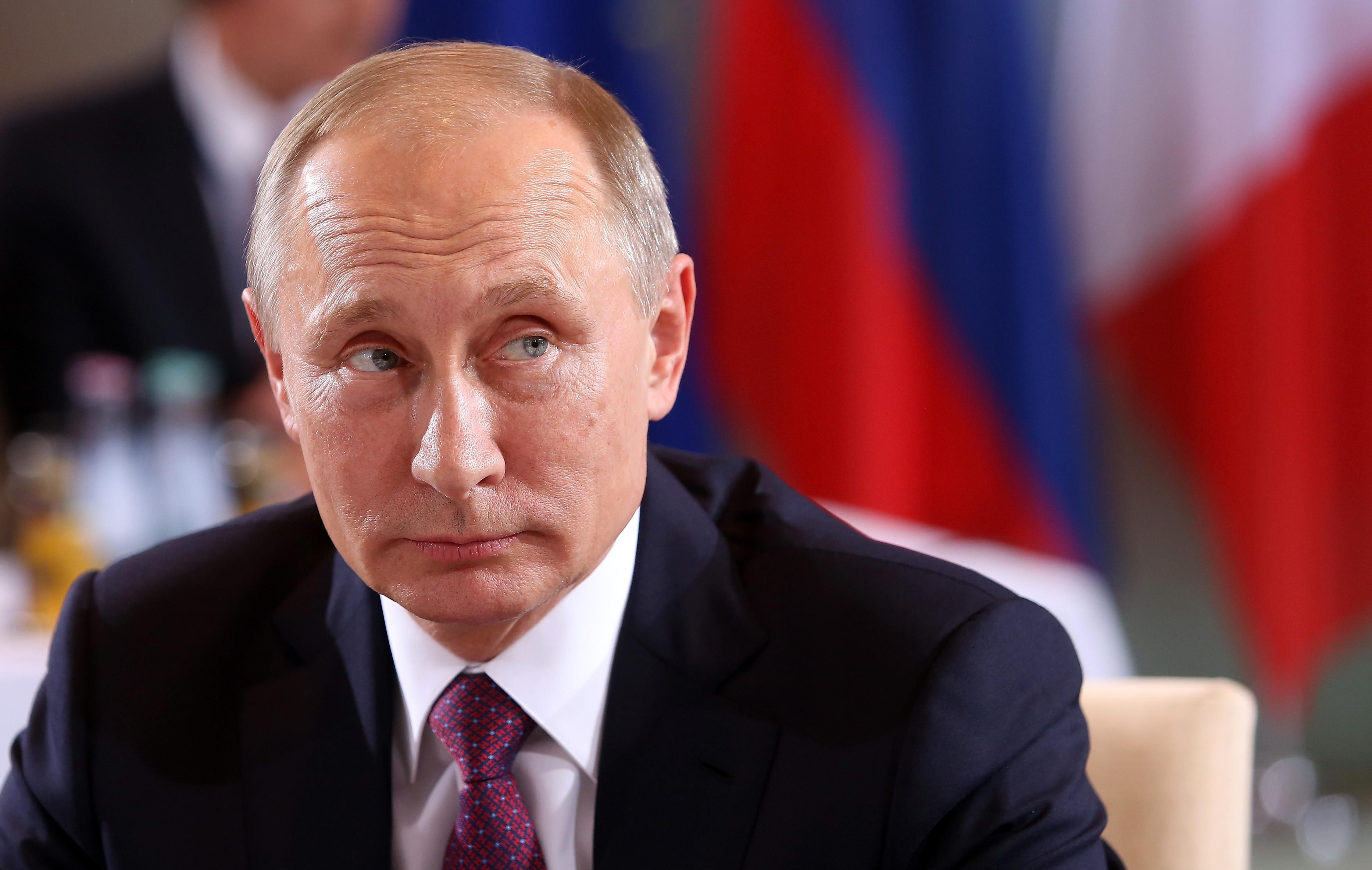 Лондон допоміг Путіну отримати владу: шокуюче зізнання екс-голови британської розвідки Лондон допоміг Путіну отримати владу: шокуюче зізнання екс-голови британської розвідки