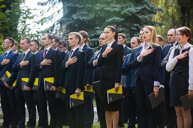 Детективи НАБУ: як працюють ті, кого так бояться нечисті на руку чиновники Детективи НАБУ: як працюють ті, кого так бояться нечисті на руку чиновники