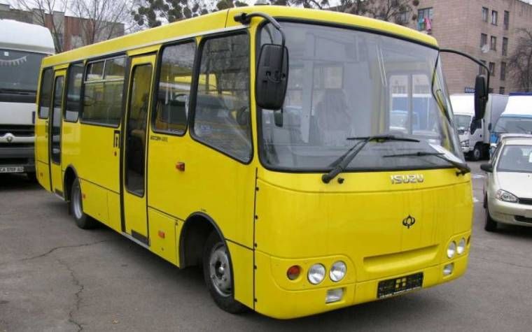 "Злякалась, розплакалась і отримала стрес": у Миколаєві водій маршрутки висадив дитину та поїхав "Злякалась, розплакалась і отримала стрес": у Миколаєві водій маршрутки висадив дитину та поїхав