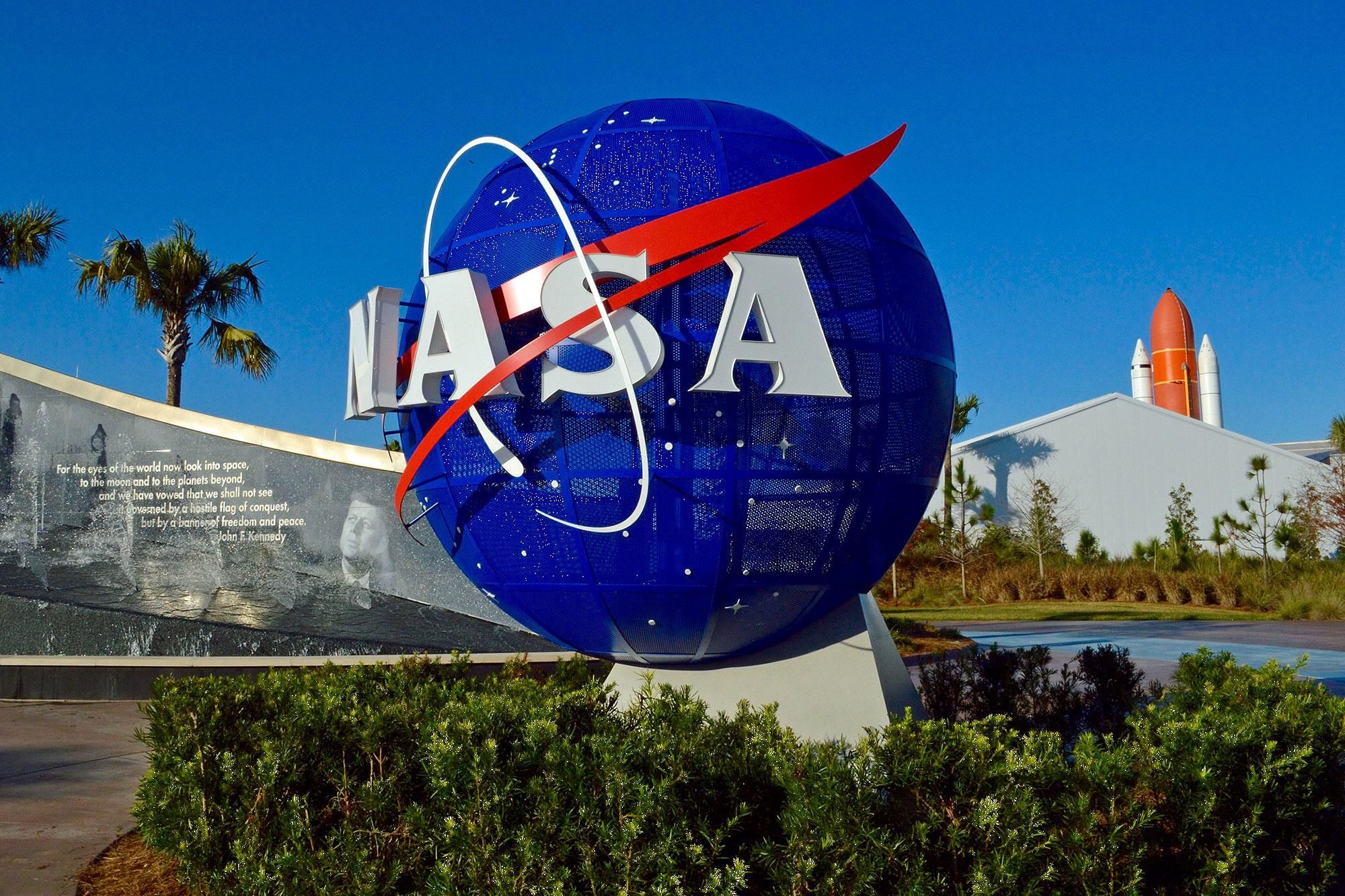 Українцям пропонують пограти гру та виграти поїздку у центр NASA