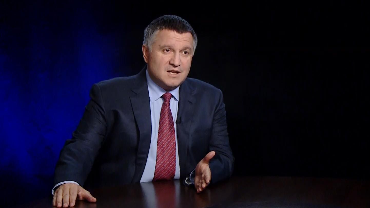 Підозрюваний у отруєнні Скрипалів є причетним до вивезення Януковича з України, – Аваков 