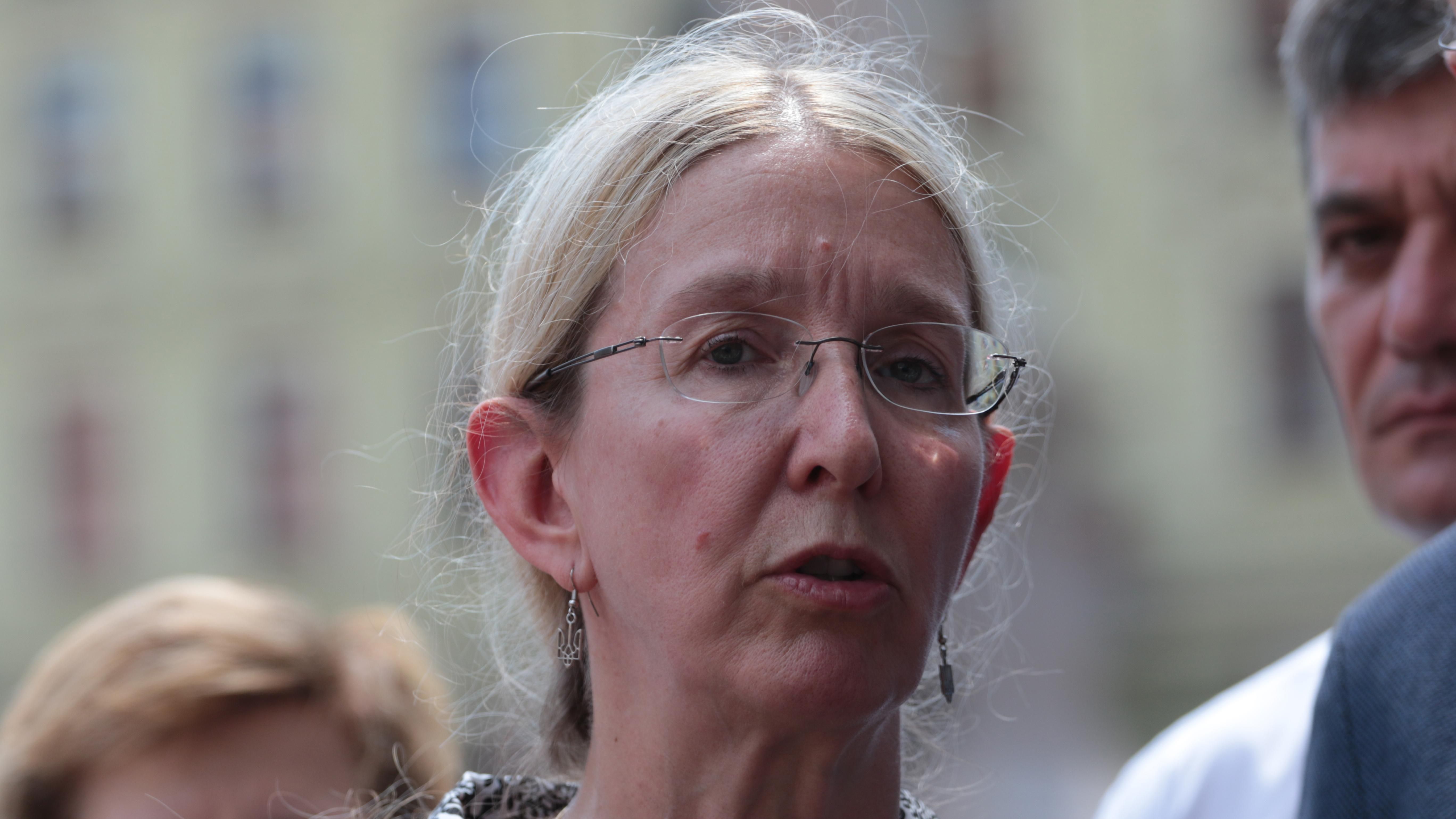 Двомовна Супрун прокоментувала питання російської та української мов в Україні Двомовна Супрун прокоментувала питання російської та української мов в Україні