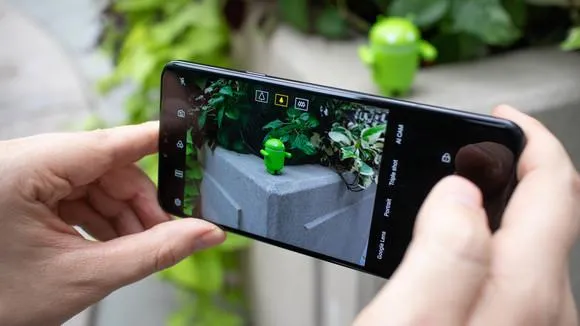 LG V40 ThinQ LG V40 ThinQ