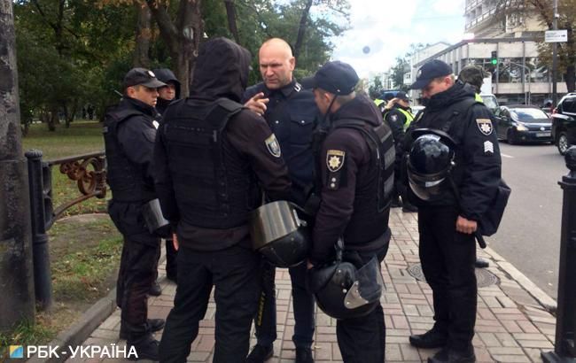 Правоохранители перекрыли подходы к Верховной Раде: фото Правоохранители перекрыли подходы к Верховной Раде: фото