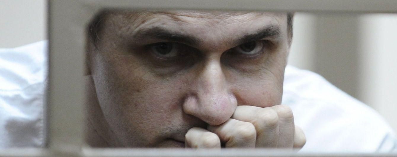 "Він не хотів бути овочем в реанімації": адвокат про рішення Сенцова припинити голодування